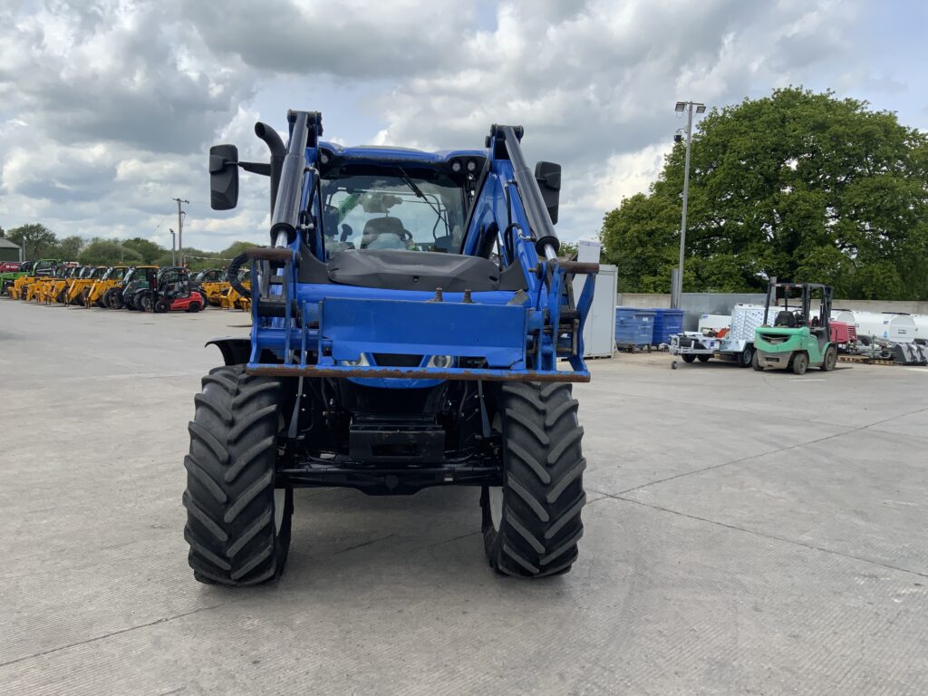 New Holland T6.180 Tractor (ST26304)