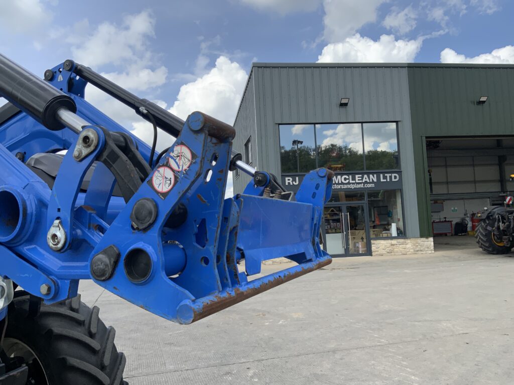 New Holland T6.180 Tractor (ST26304)