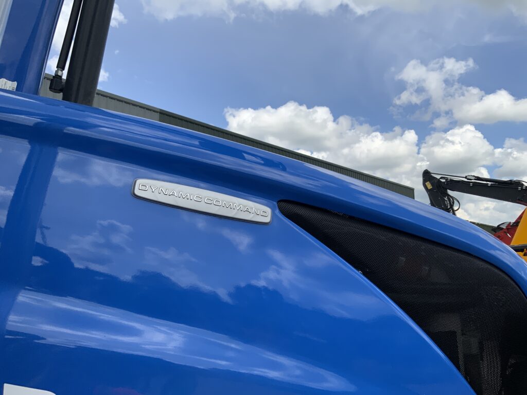 New Holland T6.180 Tractor (ST26304)