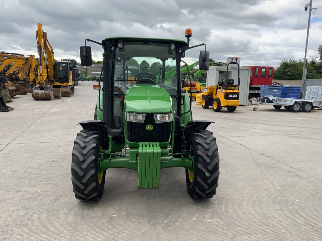 John Deere 5058E Tractor (ST26617)