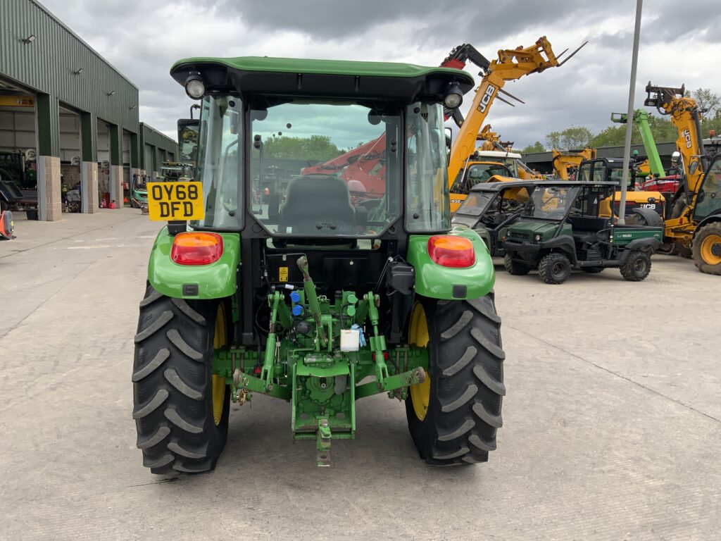 John Deere 5058E Tractor (ST26617)