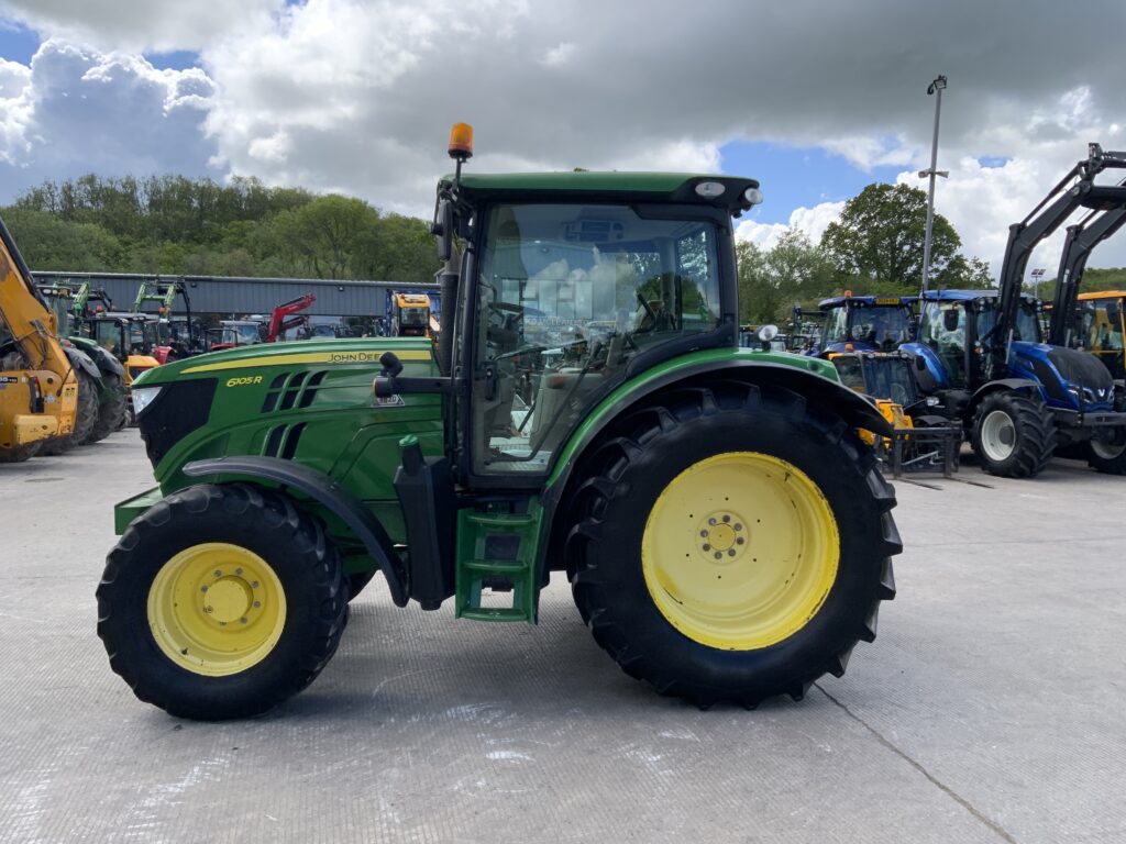 John Deere 6105R Tractor (ST26571)