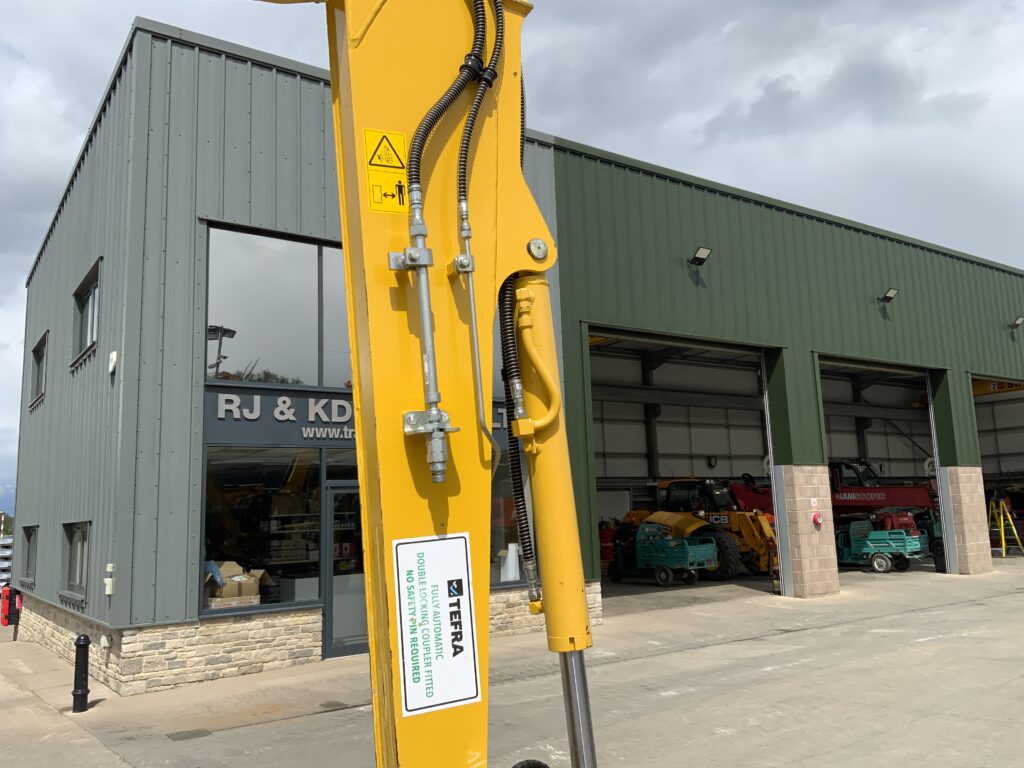 Komatsu PC55MR-5 Digger (ST26743)