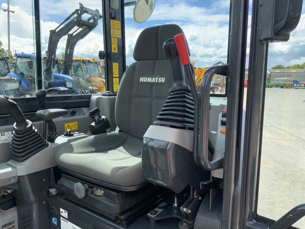 Komatsu PC55MR-5 Digger (ST26743)