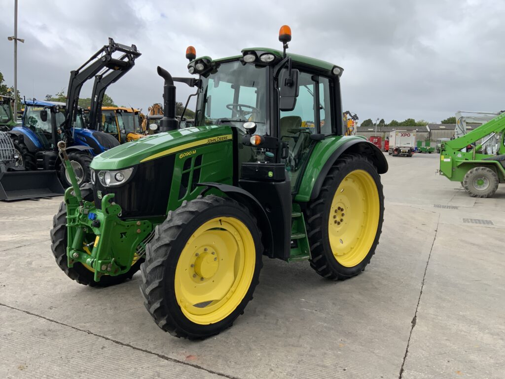 John Deere 6090M Tractor (ST26117)