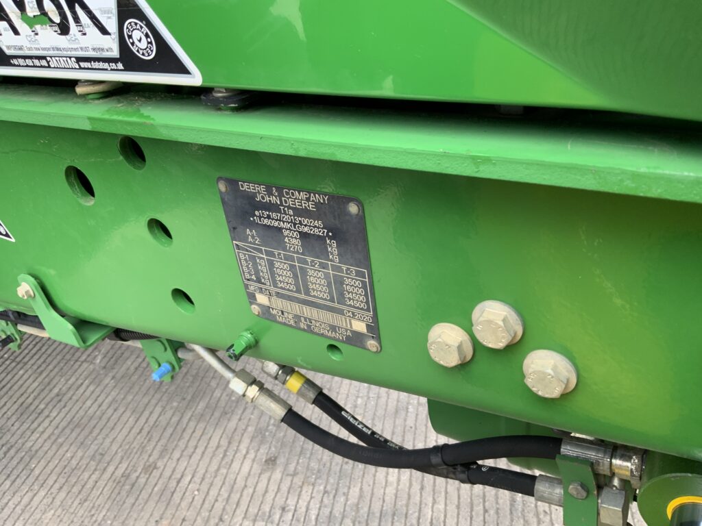 John Deere 6090M Tractor (ST26117)
