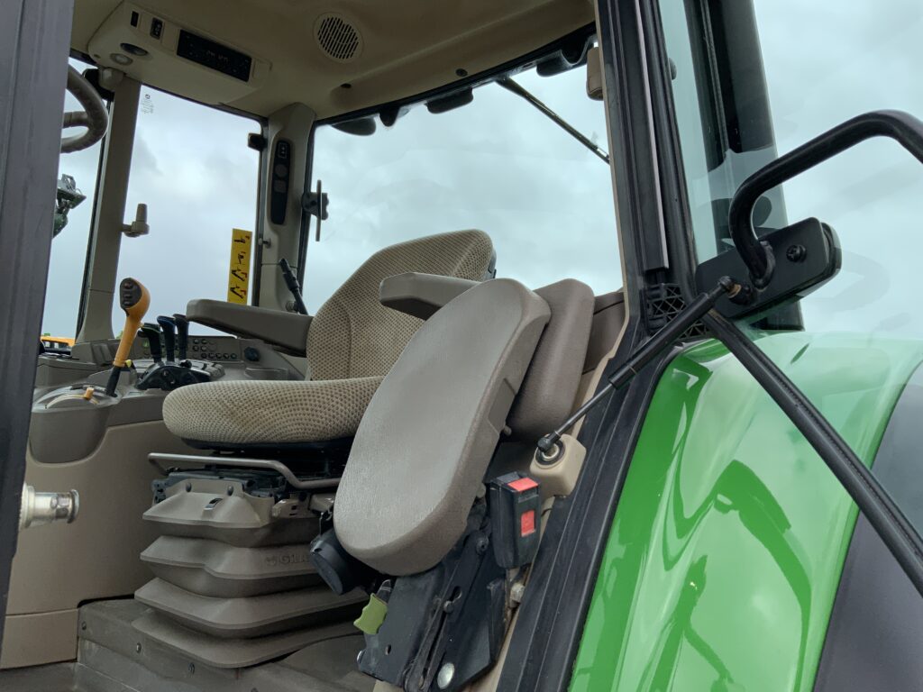 John Deere 6090M Tractor (ST26117)