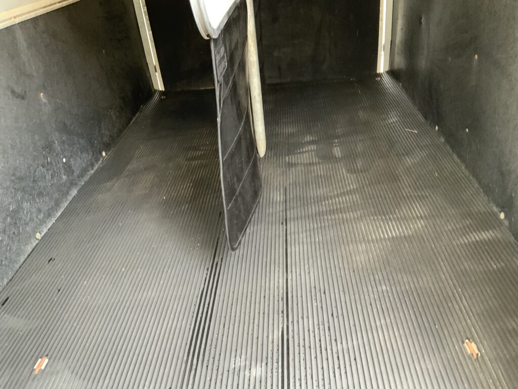 Ifor Williams HB510R Twin Axle Horse Box Trailer