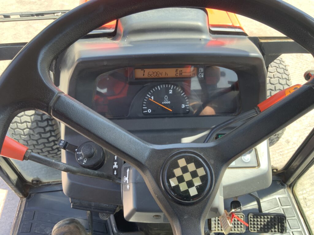 Kubota L4630 GST Compact Tractor (ST26758)