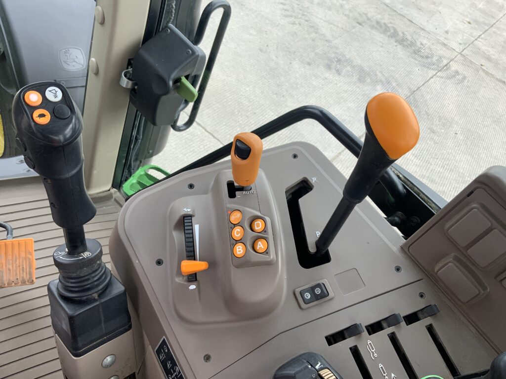 John Deere 6130M Tractor (ST26377)