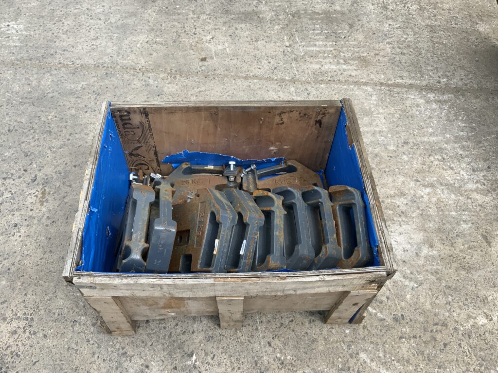 Kubota 10X25Kg wafer weights