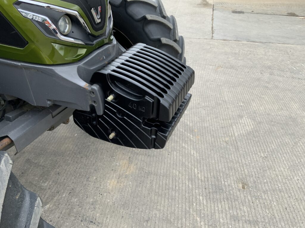 Valtra G135 Active Tractor (ST26596)