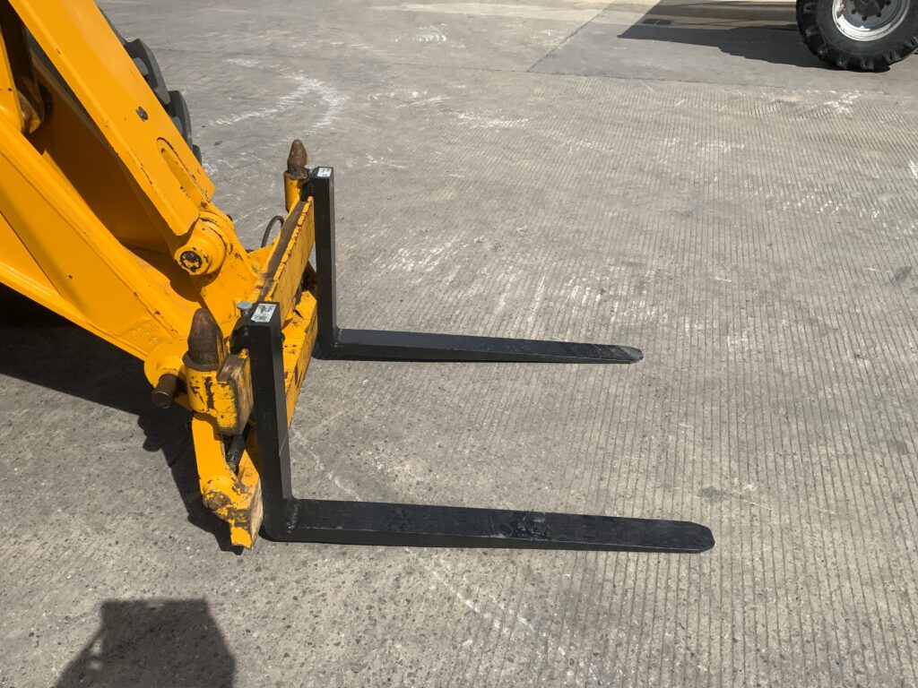 JCB 532-60 Agri Telehandler (ST26745)