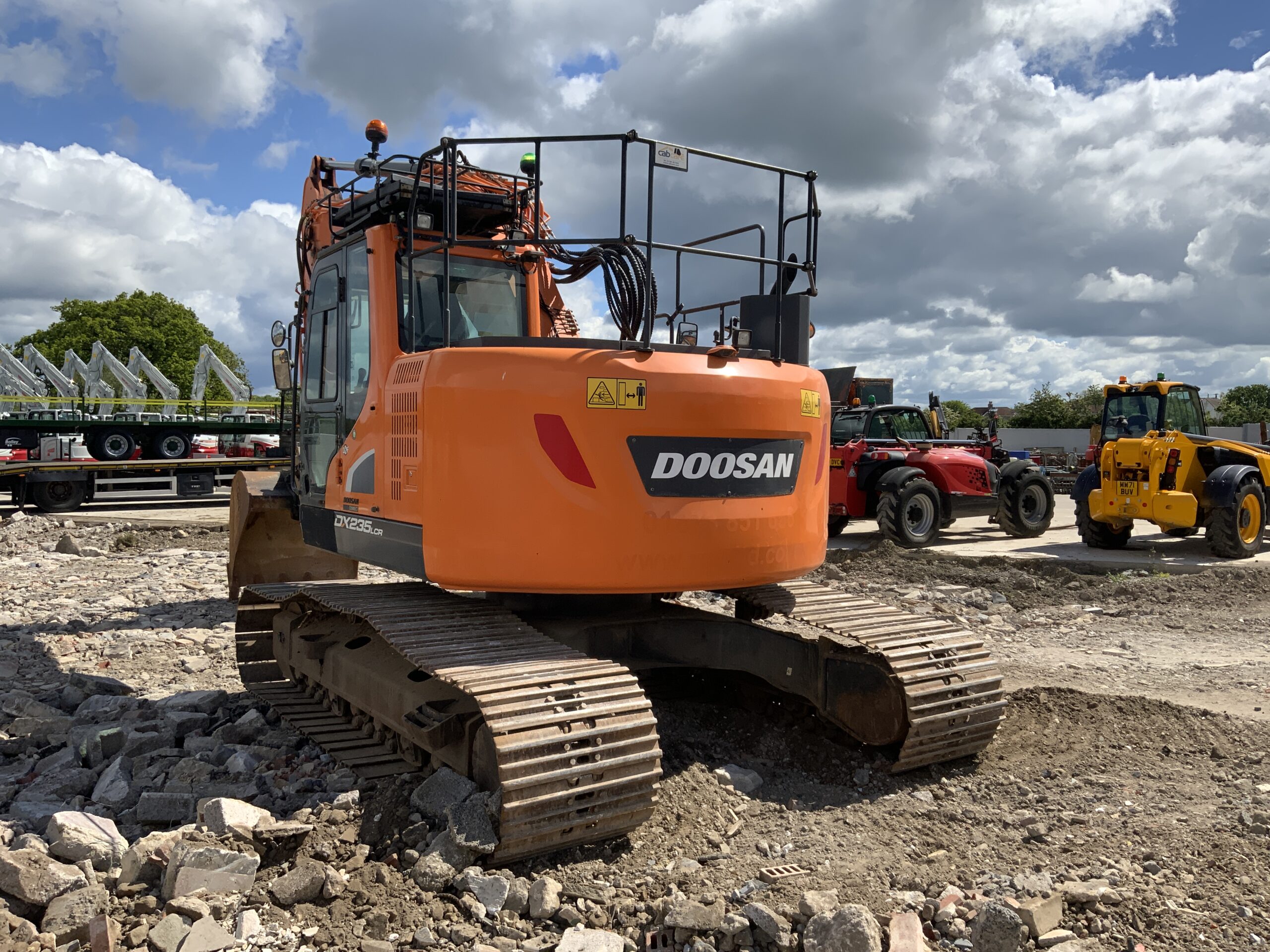 Doosan DX225 LCR-5 Digger (ST26517) - RJ and KD McLean Ltd