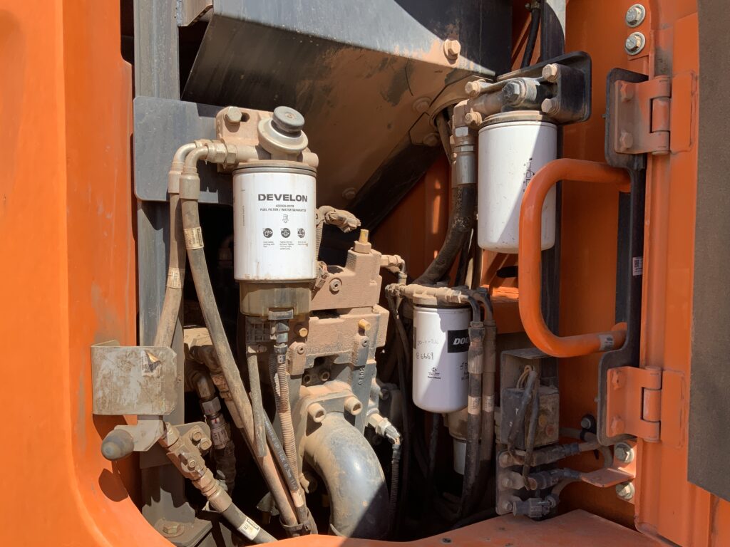 Doosan DX225 LCR-5 Digger (ST26517)