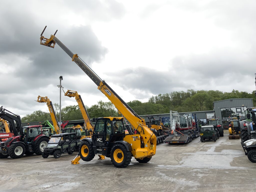 JCB 540-140 Hi Viz Telehandler (ST26473)