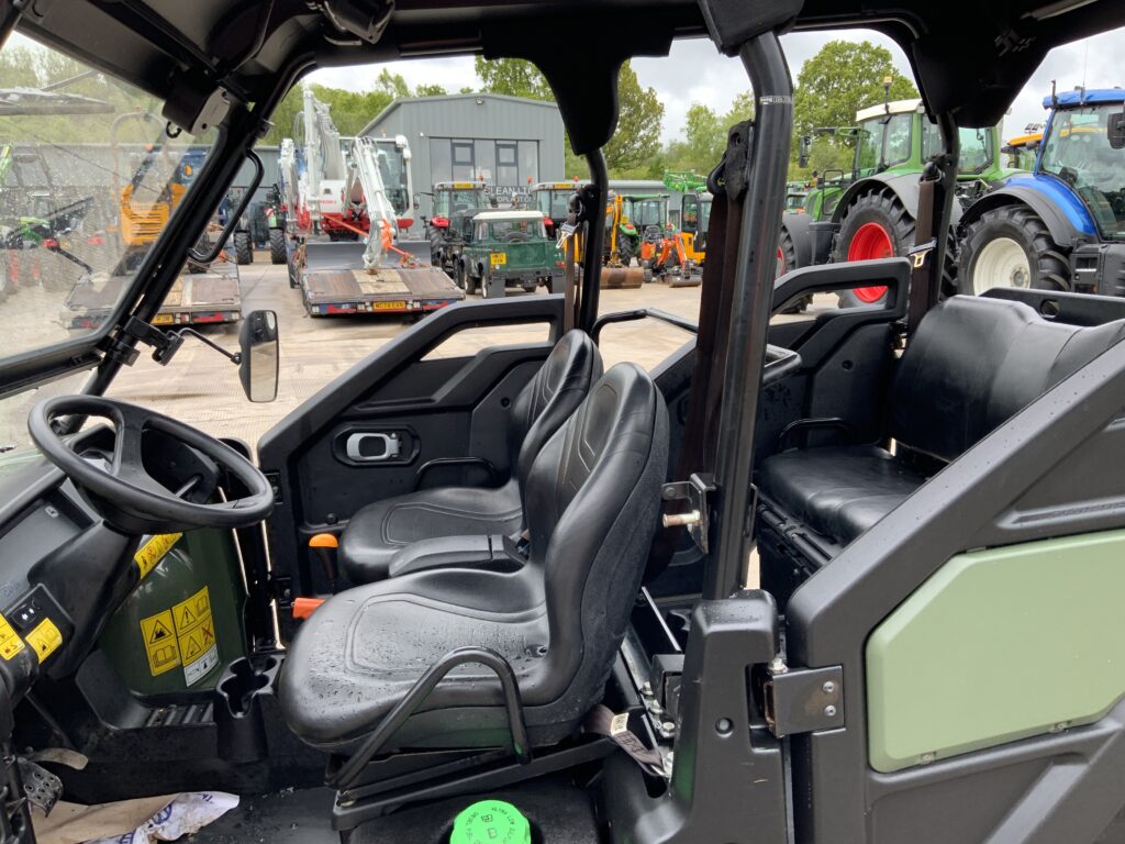 John Deere xuv 855SM.S4. Twin Seater Gator (ST14666)