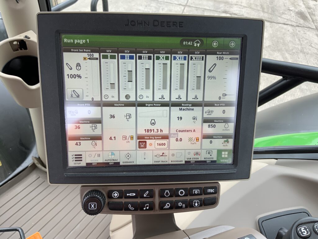 John Deere 6215R Premium Edition Tractor (ST26207)