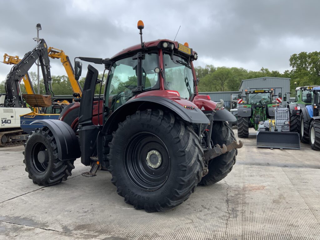 Valtra T174 Versu Unlimited Tractor (ST26322)