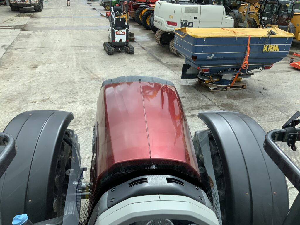 Valtra T174 Versu Unlimited Tractor (ST26322)