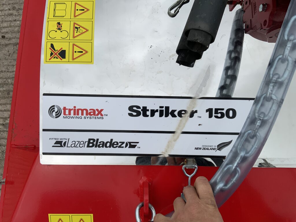 Trimax 5Ft Striker 150 Roller Topper (ST26809)