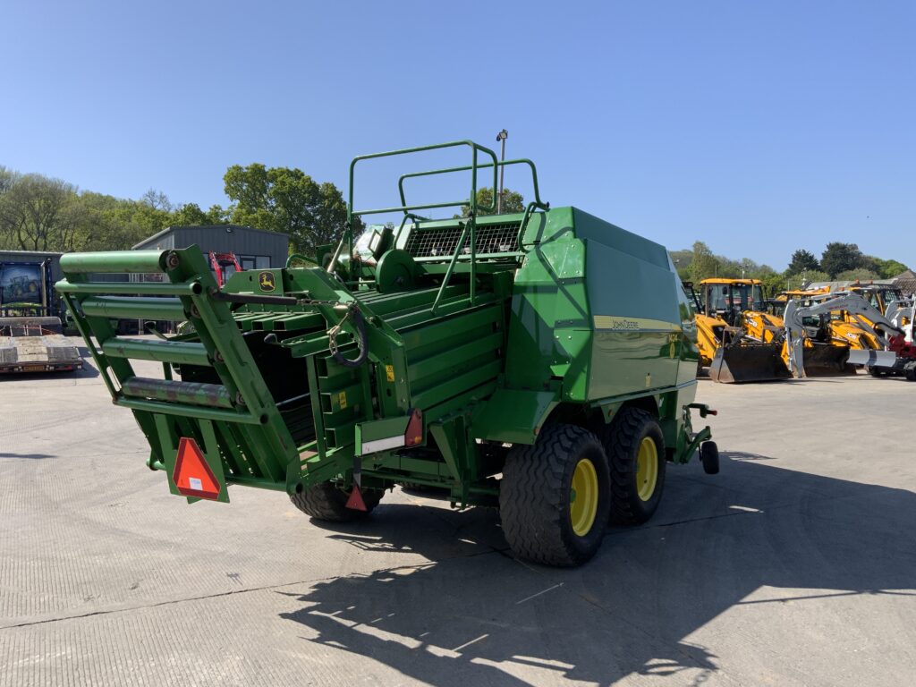 John Deere 1424H Baler(ST23218)