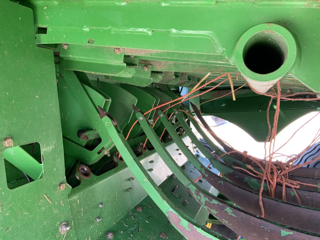 John Deere 1424H Baler(ST23218)