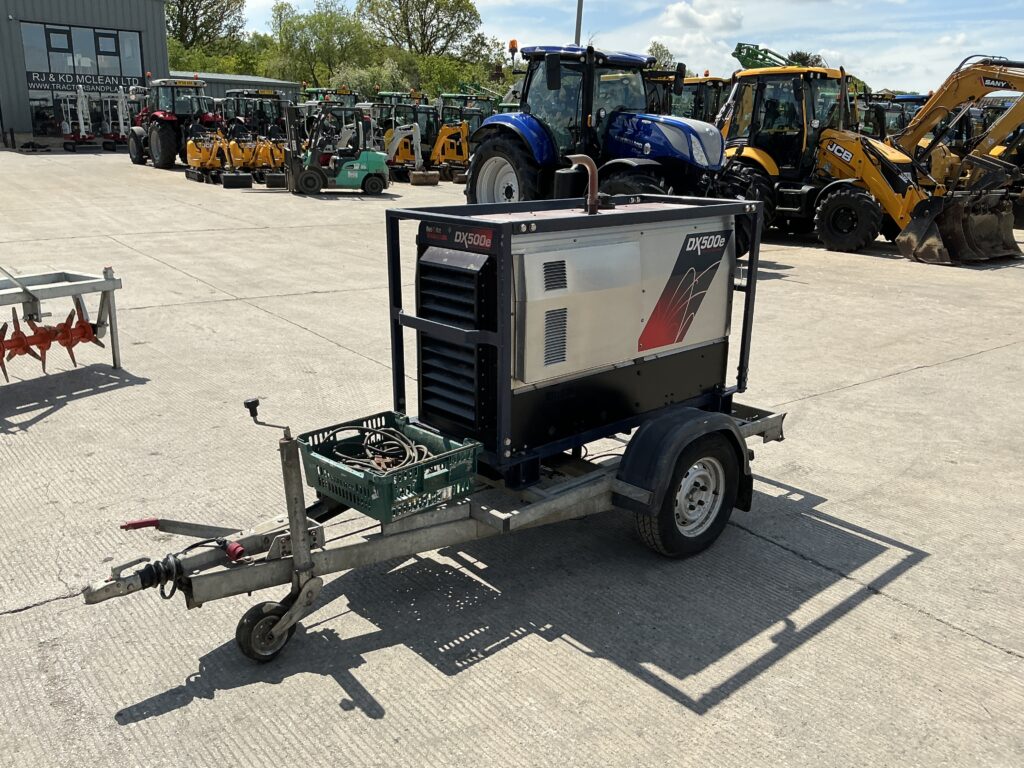 RED-D ARC WELDER-RENTALS DX500E CC/CV Diesel Welder
