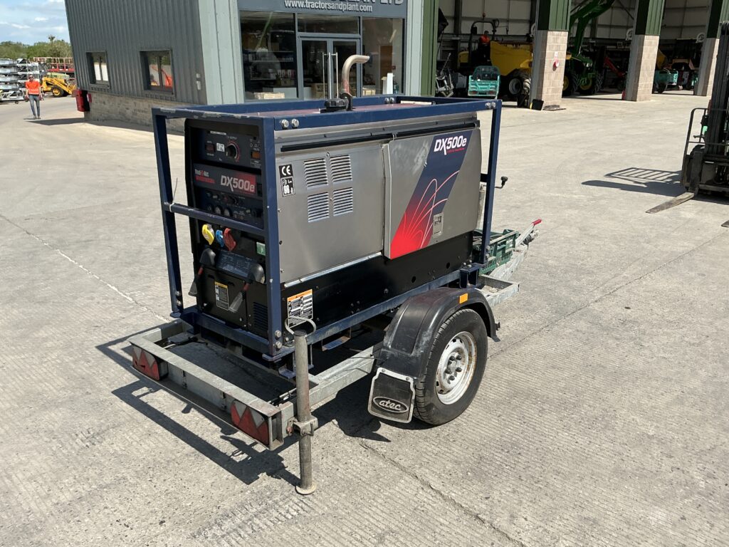 RED-D ARC WELDER-RENTALS DX500E CC/CV Diesel Welder