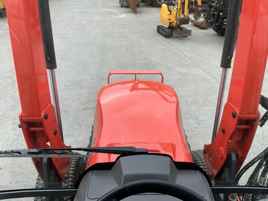 Kubota L2-522 Tractor (ST26584)