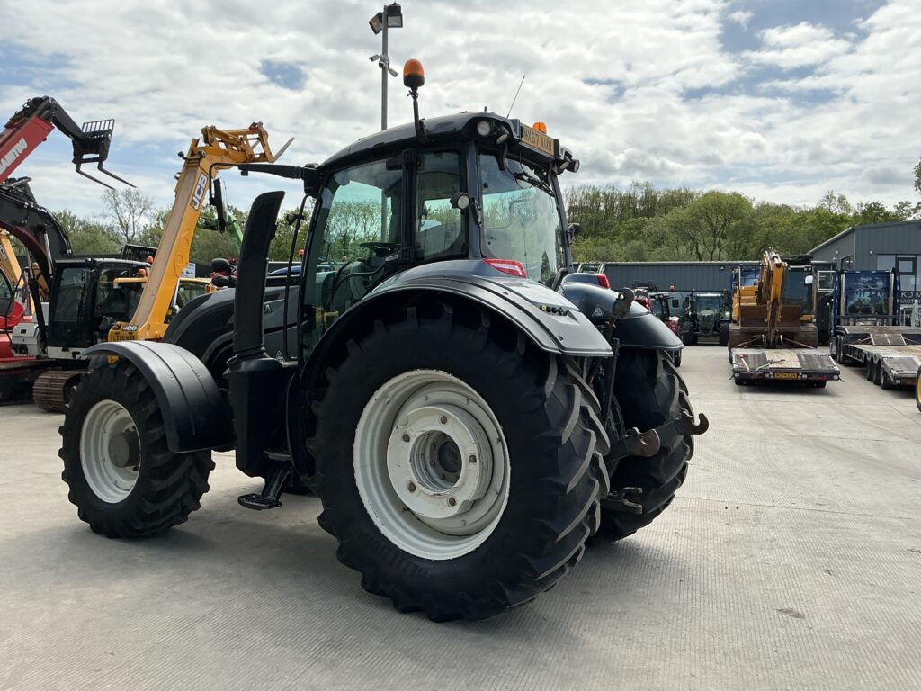 Valtra T254 Versu Tractor (ST26300)
