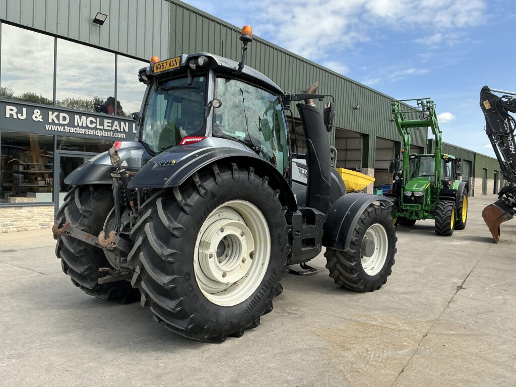 Valtra T254 Versu Tractor (ST26300)