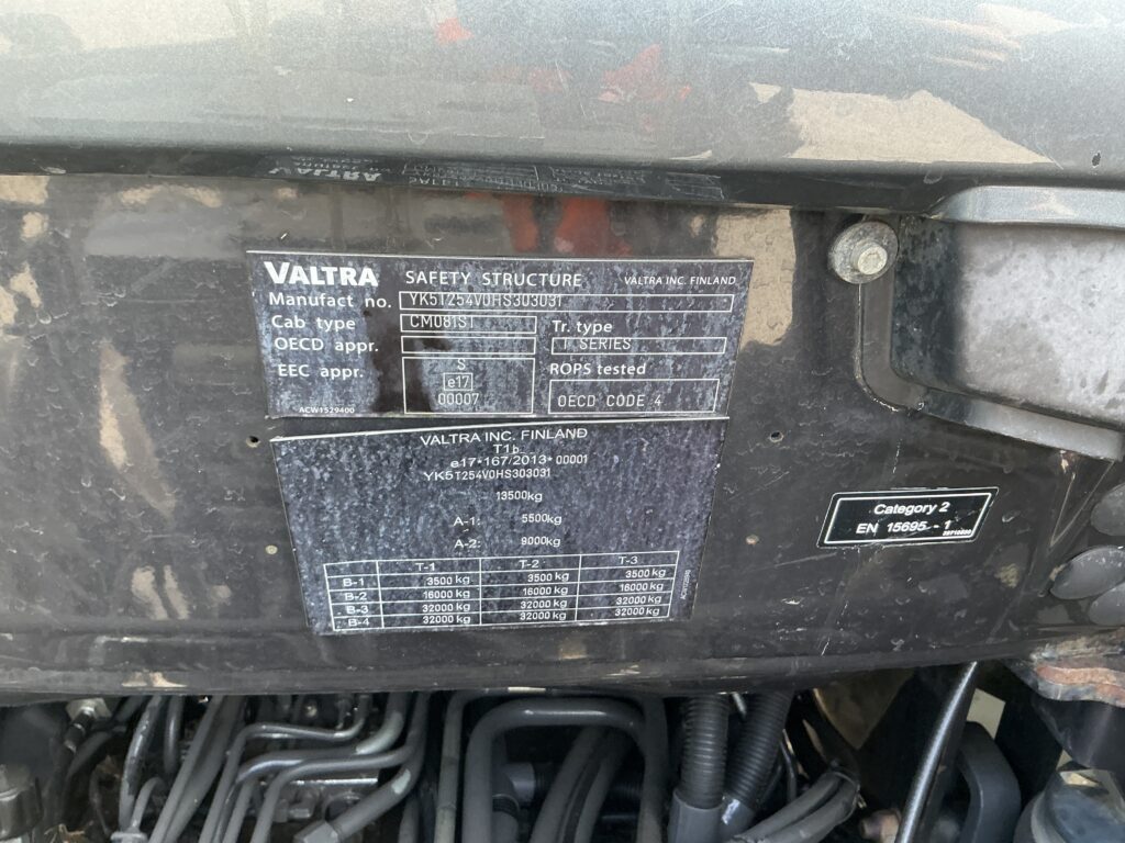 Valtra T254 Versu Tractor (ST26300)