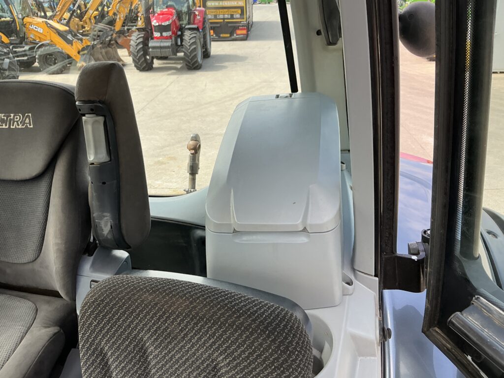 Valtra T254 Versu Tractor (ST26300)