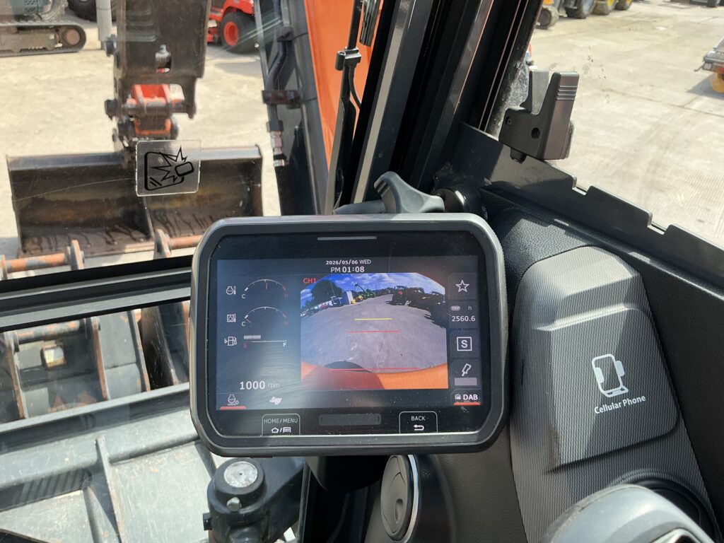 Develon DX85R Series 7 Digger (ST26568)