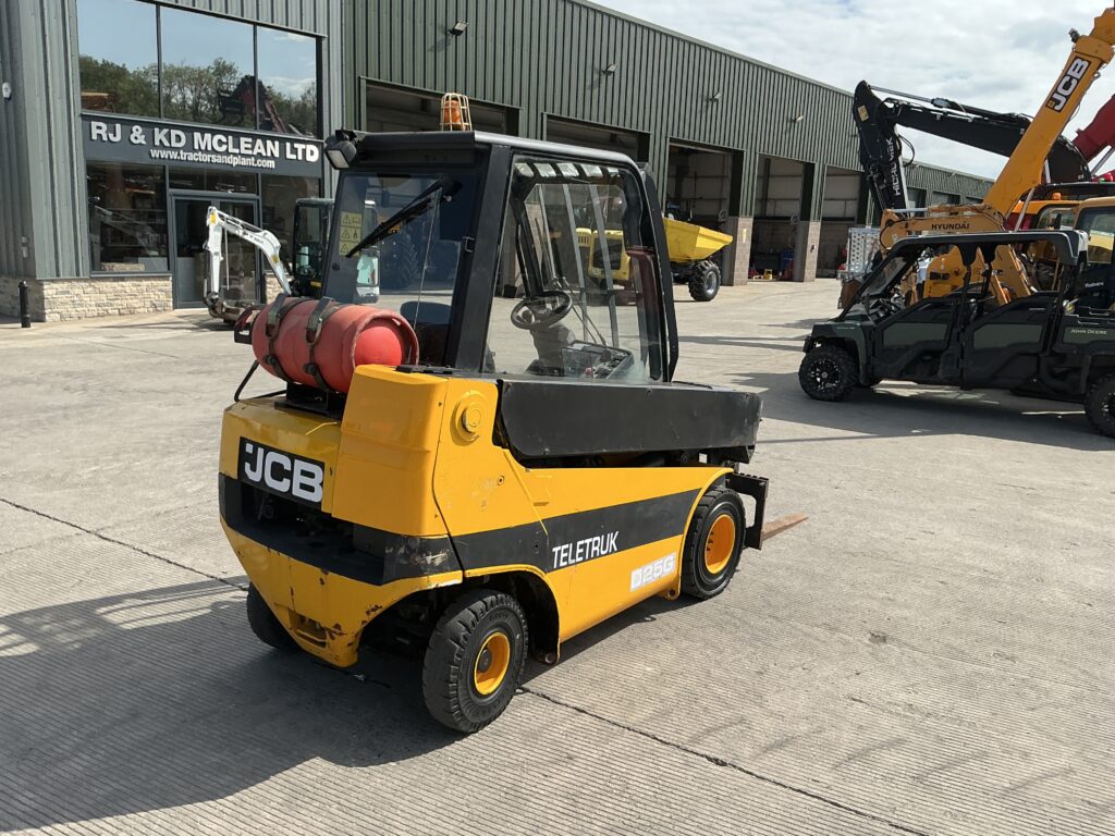 JCB 25G Teletruk Gas Forklift (ST26616)