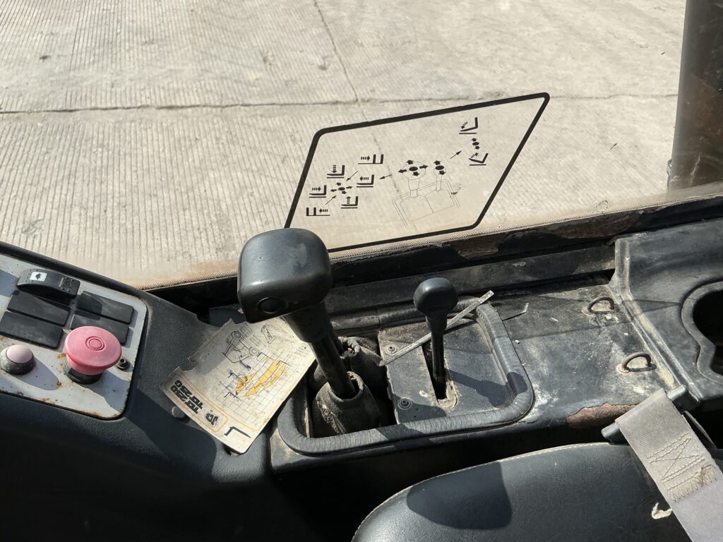 JCB 25G Teletruk Gas Forklift (ST26616)