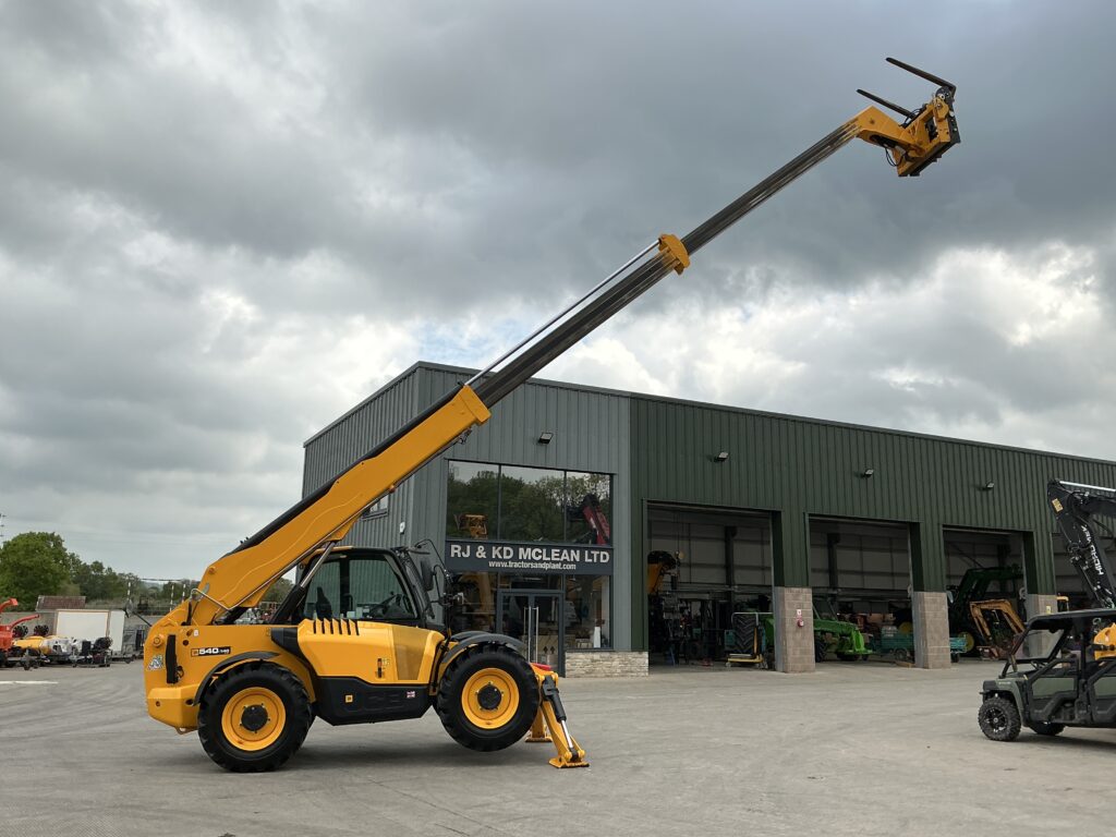 JCB 540-140 Hi Viz Telehandler (ST26352)