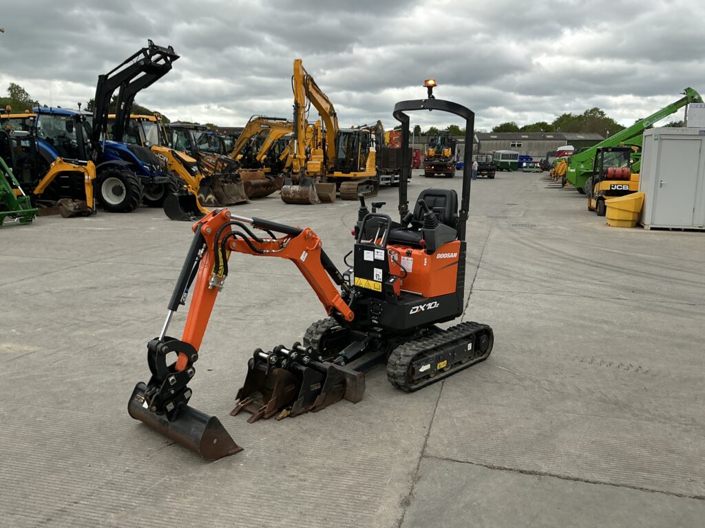Doosan DX10Z Micro Digger (ST26760)