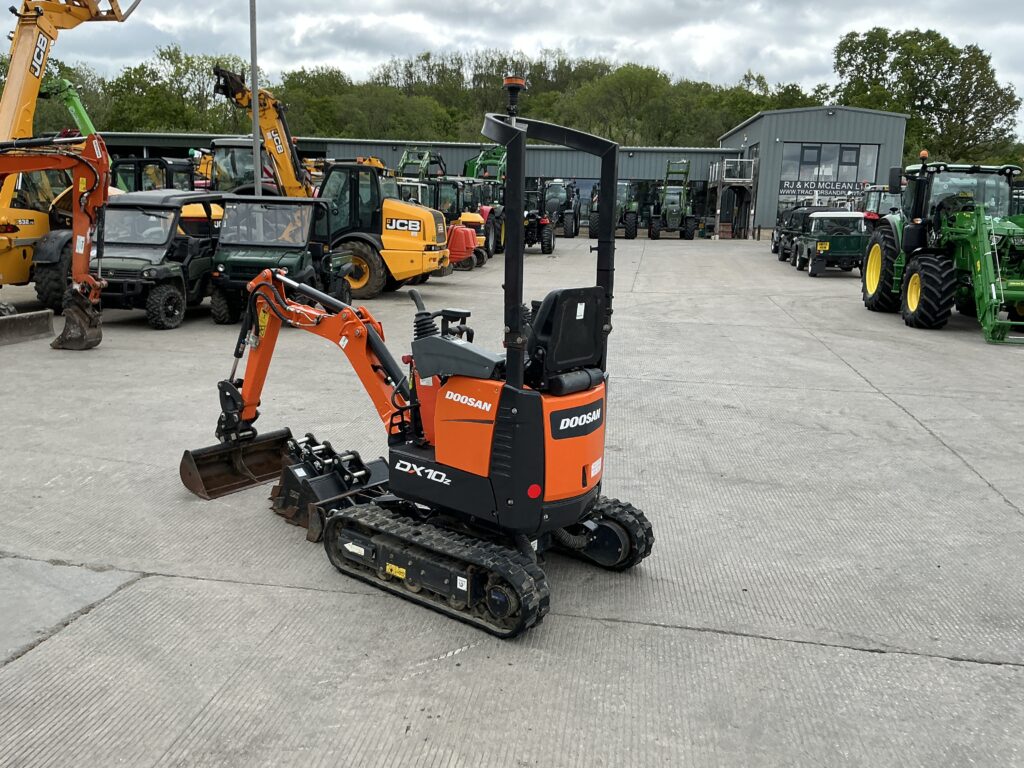 Doosan DX10Z Micro Digger (ST26760)