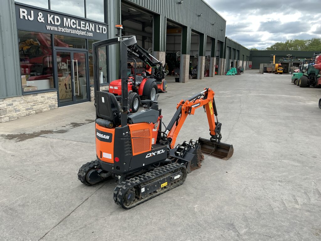 Doosan DX10Z Micro Digger (ST26760)