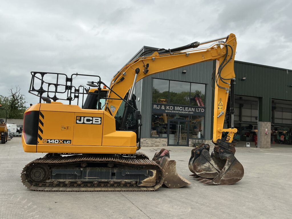 JCB 140X LC Digger (ST26187)