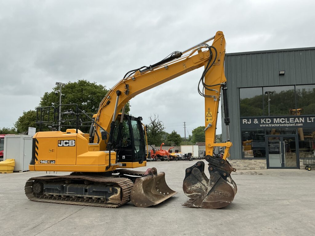 JCB 140X LC Digger (ST26187)