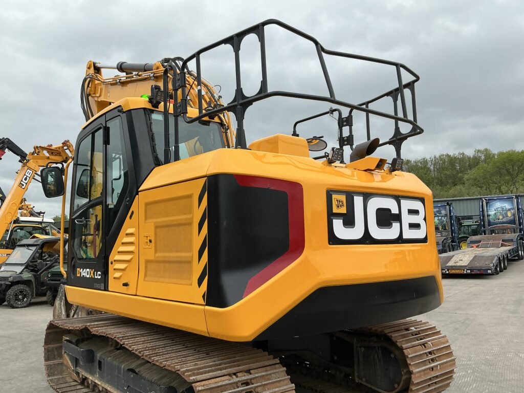 JCB 140X LC Digger (ST26187)