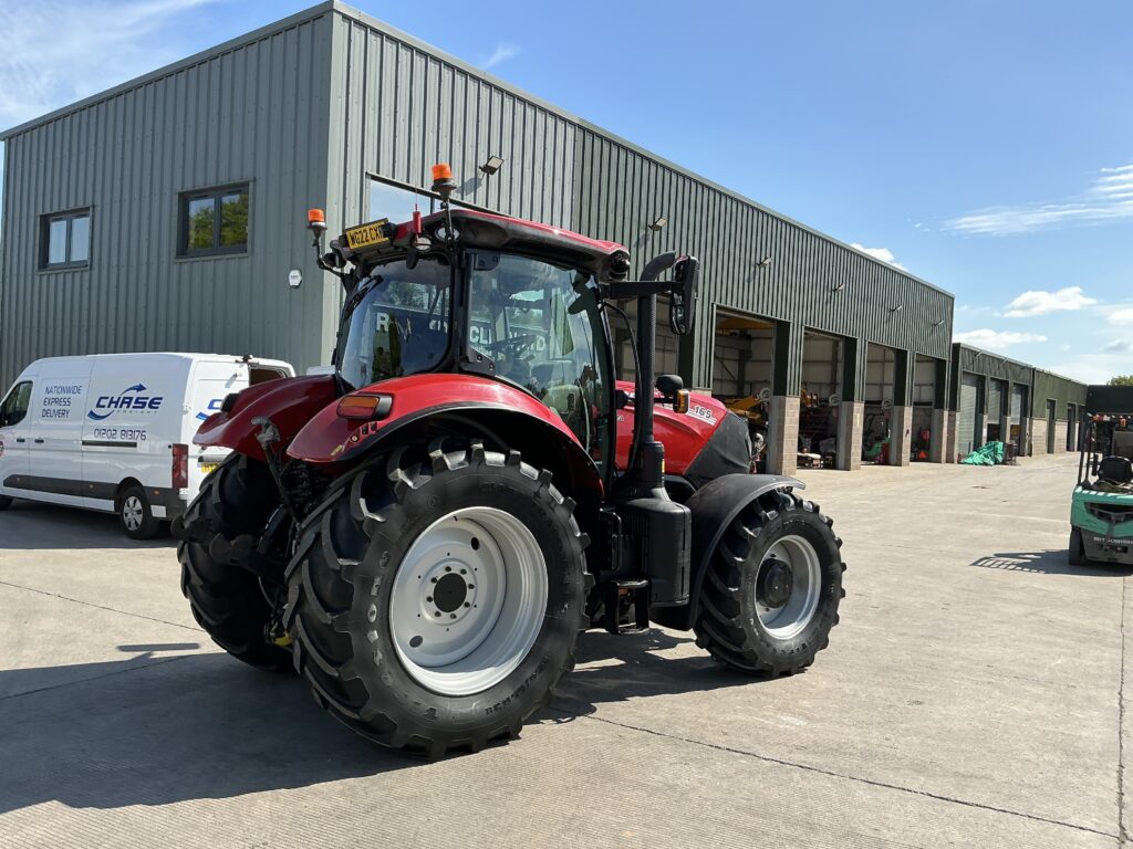 Case Puma 165 Tractor (ST26544)
