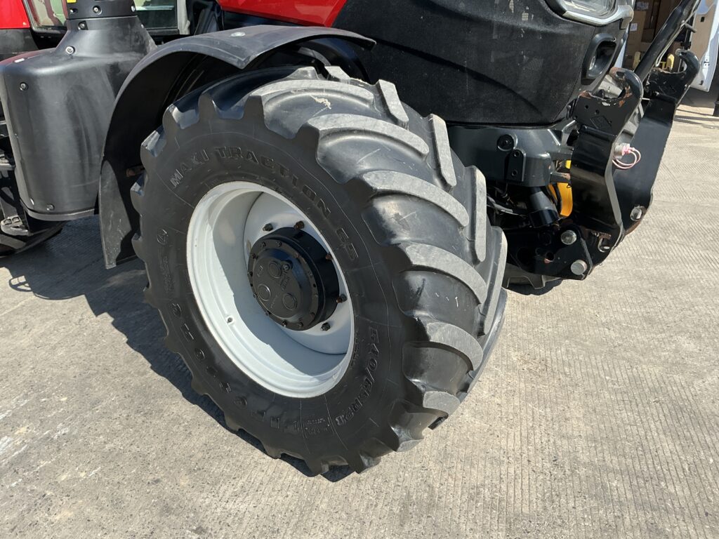 Case Puma 165 Tractor (ST26544)
