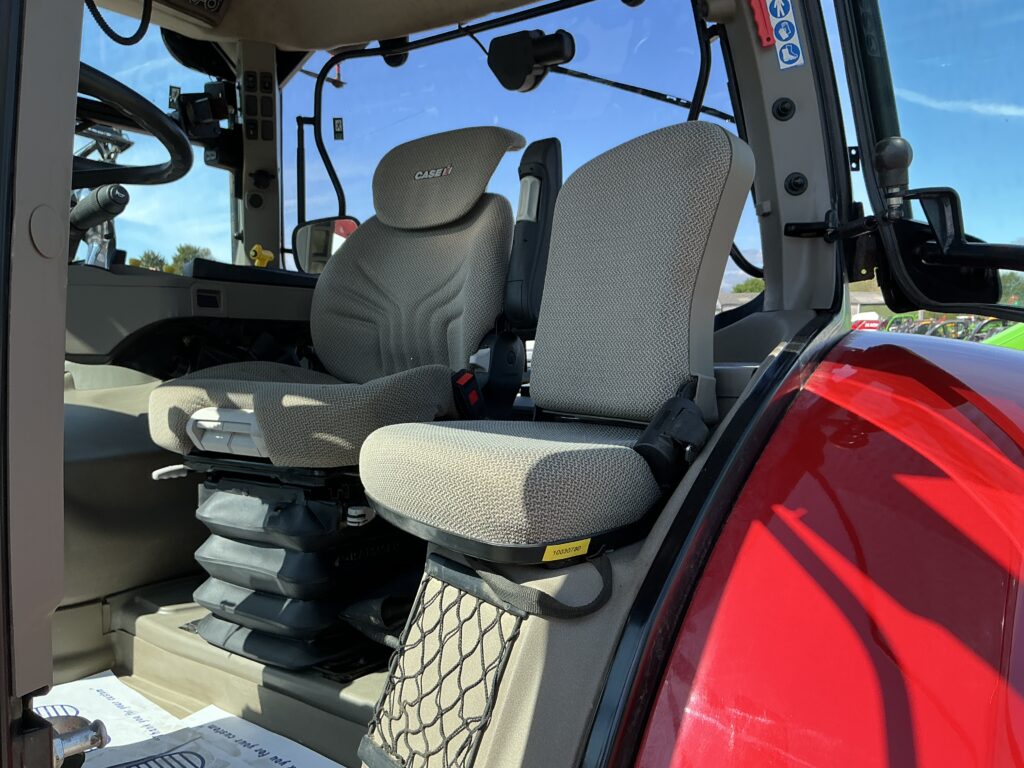 Case Puma 165 Tractor (ST26544)