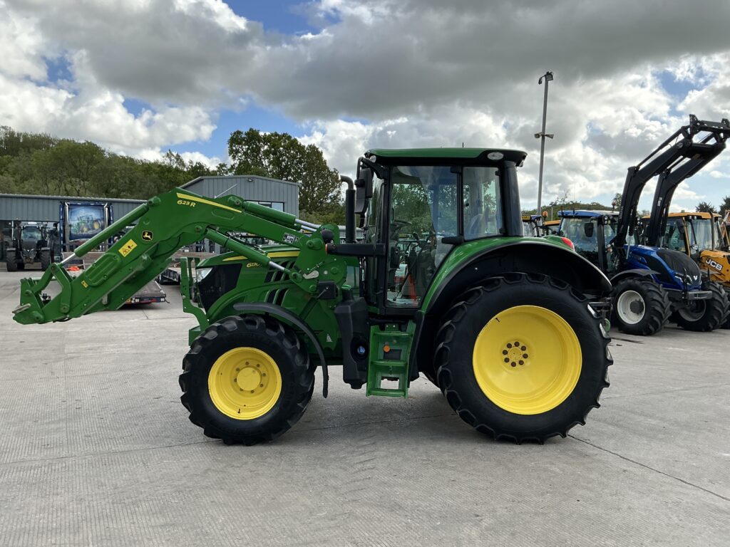 John Deere 6130M Tractor (ST26618)