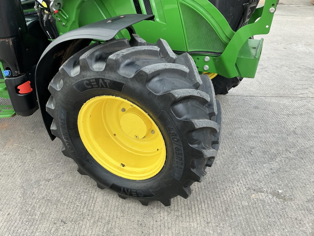 John Deere 6130M Tractor (ST26618)