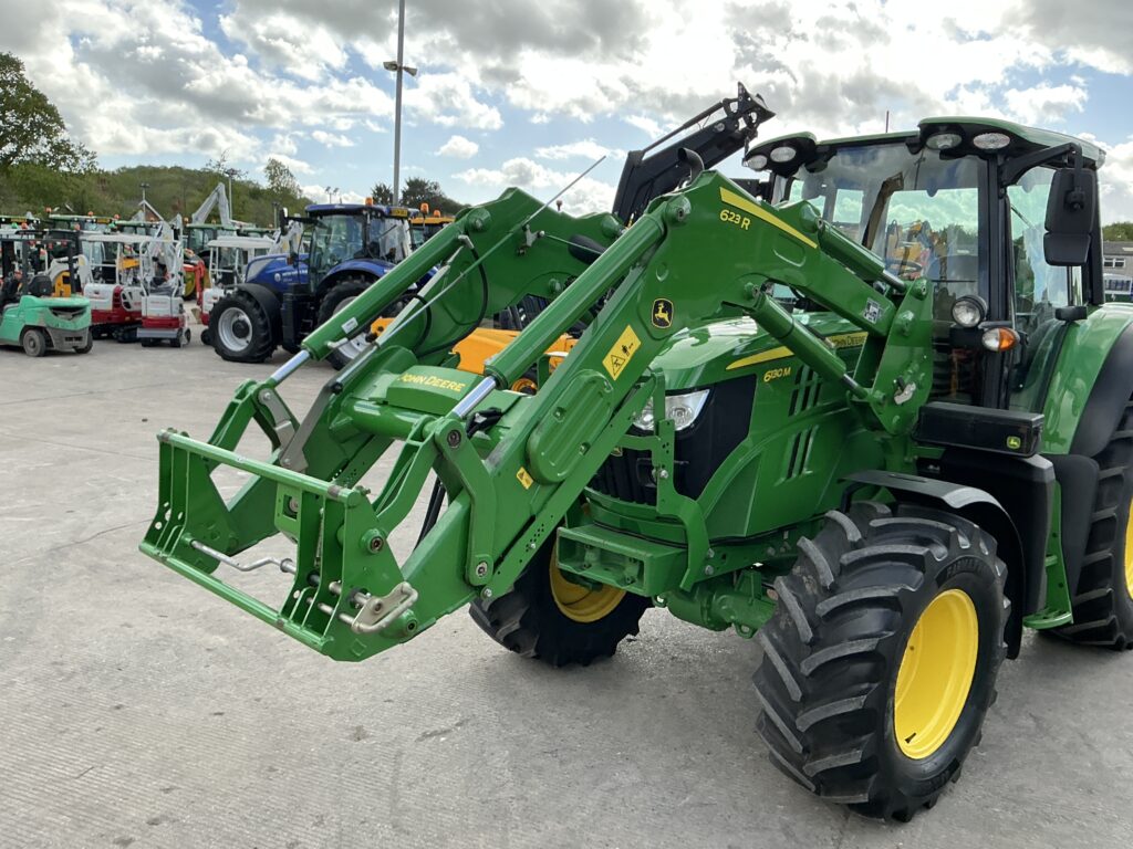 John Deere 6130M Tractor (ST26618)